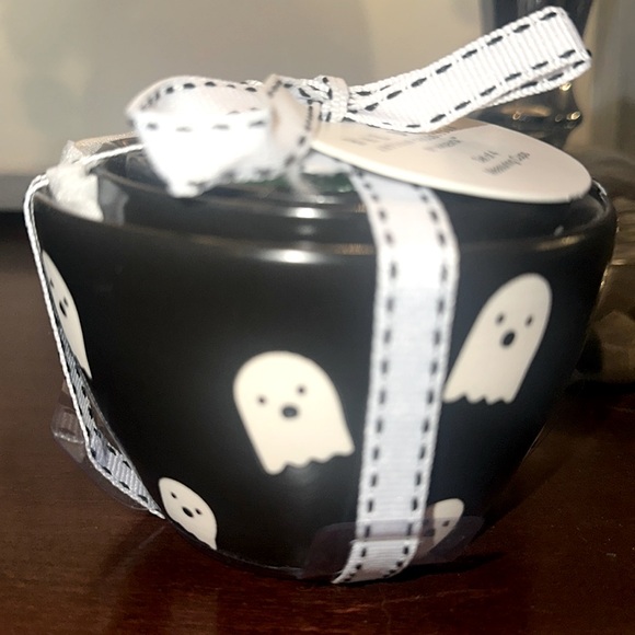 Rae Dunn GHOST measuring cups. - Picture 3 of 3